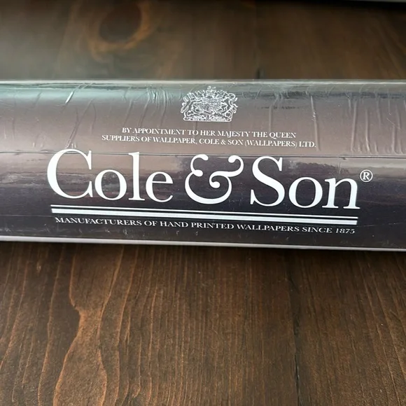 COLE & SON Lilac Wallpaper Ballet Slipper/Dove New